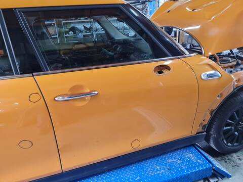Puerta Delantera Derecha Mini Mini ONE D 95CV 70KW