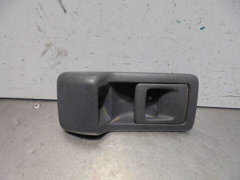 Maneta Interior Trasera Derecha Toyota Land Cruiser TD VX 5-PTAS.) KZJ95) 125CV 92KW