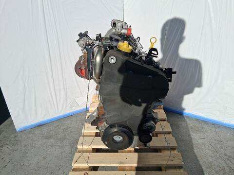 Foto 1ª: Motor Completo Renault Laguna 1.5 DCI BT00 BT0A BT0T BT1J) 110CV 81KW [K9K780] (2008)