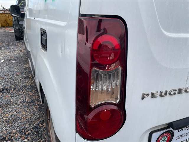 Foto 3ª: Piloto Trasero Izquierdo Peugeot Partner 1.6 HDI 75cv [BH02] (2018)