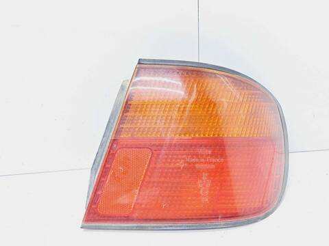 Piloto Trasero Derecho Nissan Primera 2.0 NAVIGATION BERLINA 99CV 73KW