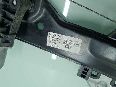 Foto 3ª: Elevalunas Eléctrico Delantero Derecho Nissan Qashqai ACENTA 131CV 96KW [R9M] (2017)