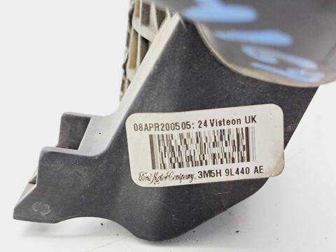 Foto 3ª: Intercooler Ford Focus TITANIUM BERLINA 136CV 100KW [G6DA] (2005)