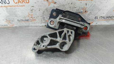 Foto 4ª: Soporte Motor Nissan Qashqai ACENTA 150CV 110KW [M9R832] (2008)