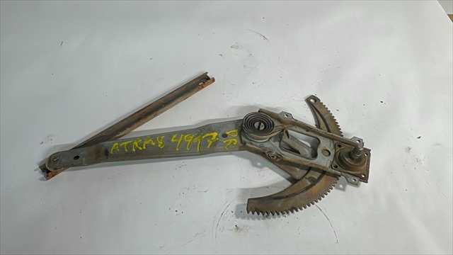 Elevalunas Manual Trasero Derecho Nissan Patrol 2.8 D