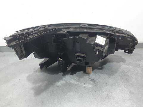 Foto 3ª: Faro Izquierdo Renault Clio 1.0 TCE 100 B7MT) 101CV 74KW [H4D450] (2020)