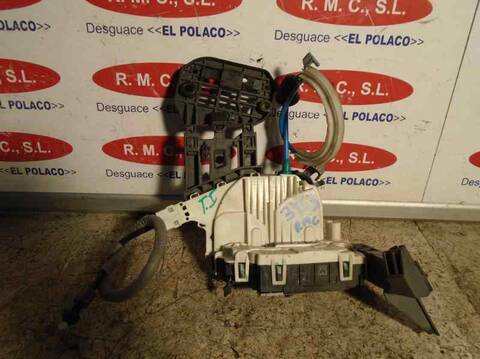 Foto 1ª: Cerradura Puerta Trasera Izquierda Mercedes Clase A 140 A 180 CDI BLUEEFFICIENCY 176.012) 109CV 80KW [OM607951] (2013)