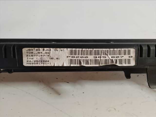 Foto 2ª: Cuadro de Instrumentos Renault Scenic 1.5 DIESEL (2004)