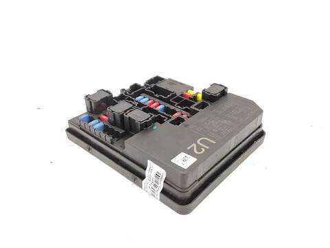 Caja Reles Fusibles Nissan Leaf 109CV 80KW