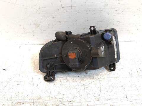 Foto 3ª: Faro Antiniebla Delantero Izquierdo Audi A4 3.0 TFSI 333 CV AVANT 245KW [CGWC]