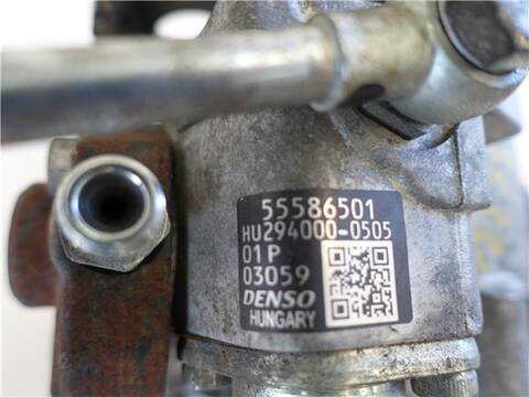 Foto 3ª: Bomba Inyeccion Opel Astra 1.7 CDTI BERLINA 110CV 81KW [A 17 DTR] (2012)