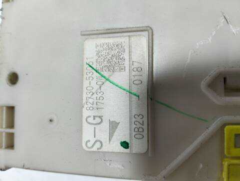 Foto 3ª: Caja Reles Fusibles Lexus IS VERSION INDEFINIDA (1998)