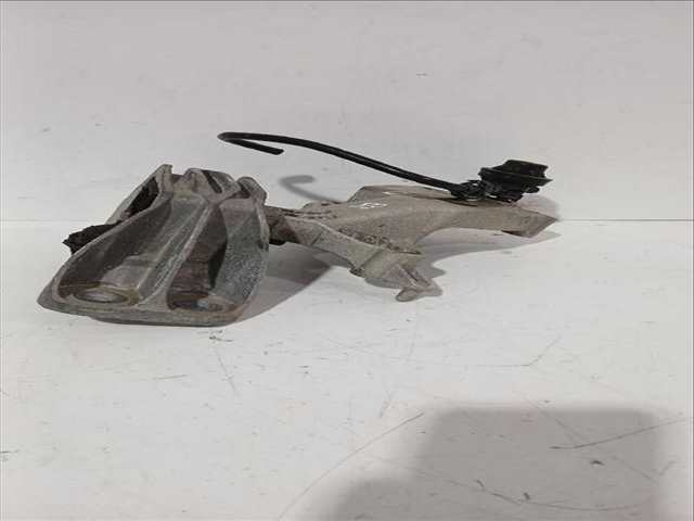 Foto 3ª: Soporte Motor Nissan Qashqai 1.3 DIG-T 140CV [HR13DDT] (2013)