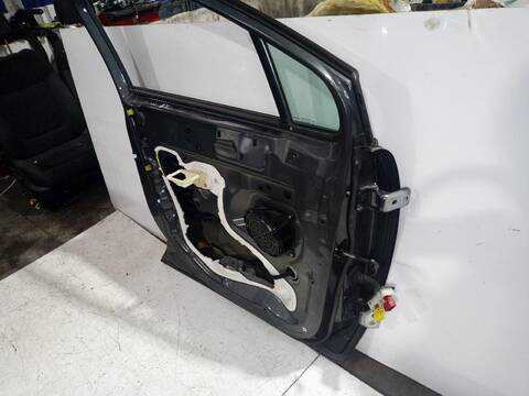 Foto 2ª: Puerta Delantera Izquierda Peugeot 3008 STYLE 114CV (2009)