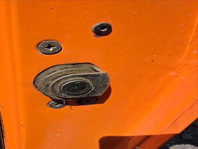 Cerradura Puerta Delantera Derecha Fiat 124 VOLUMEX 135CV 99KW