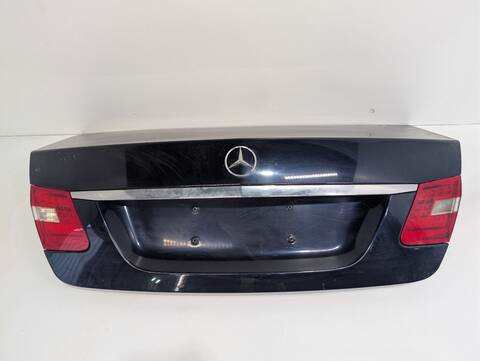 Foto 1ª: Portón Mercedes Clase E 180 651924 (2009)