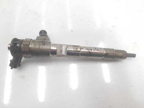 Foto 1ª: Inyectores Dacia Dokker 1.5 BLUE DCI D FAP 95CV 42KW [K9K872] (2012)