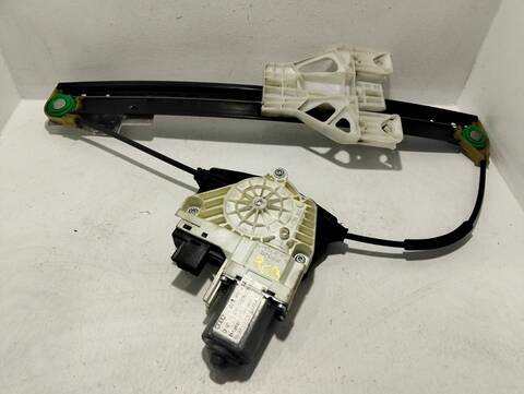 Elevalunas Manual Trasero Derecho Audi A4 2.0 16V TDI 143CV