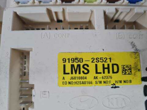Foto 2ª: Caja Reles Fusibles Hyundai ix35 CLASSIC 2WD 136CV 100KW [D4HA] (2010)