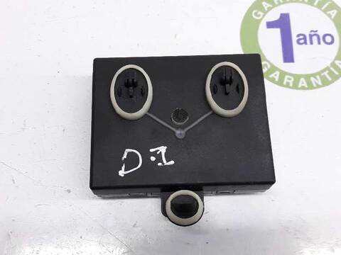 Foto 3ª: Centralita Puerta Delantera Izquierda Volkswagen Touran 1.6 TDI 116CV [DGDA] (2015)