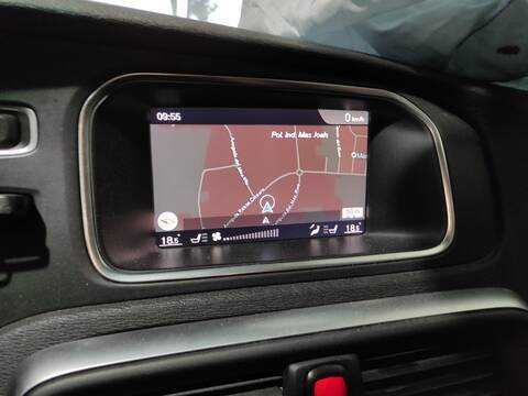 Foto 2ª: Sistema GPS Volvo V40 D4204T9 (2018)