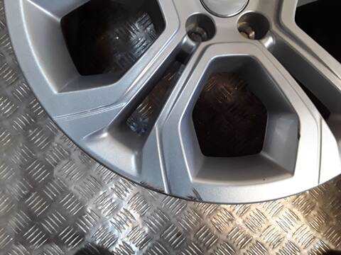 Foto 3ª: Juego LLantas Land Rover Range 2.0 D150 MHEV 4X4 150CV 110KW [204DTD] (2020)