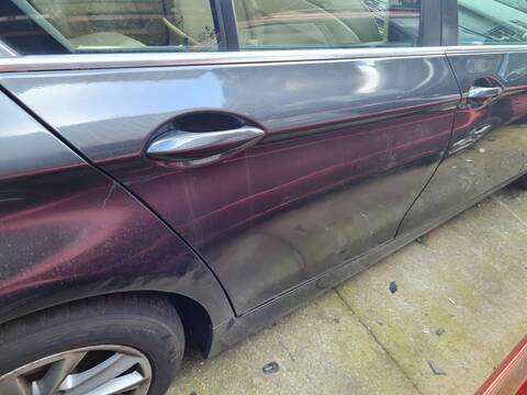 Puerta Trasera Derecha Bmw Serie 5 518 520 D 184CV 135KW