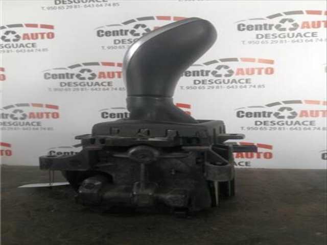 Foto 4ª: Palanca de Cambio Bmw Serie 1 114 2.0 120D M SPORT [2 0 LTR. - 140 KW 16V TD] BERLINA 190CV