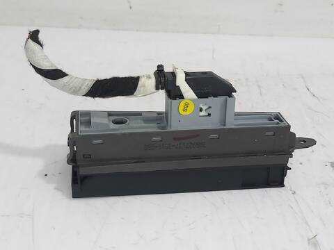 Foto 2ª: Freno de Mano Volkswagen Passat ADVANCE BLUEMOTION 105CV [CAYC] (2010)