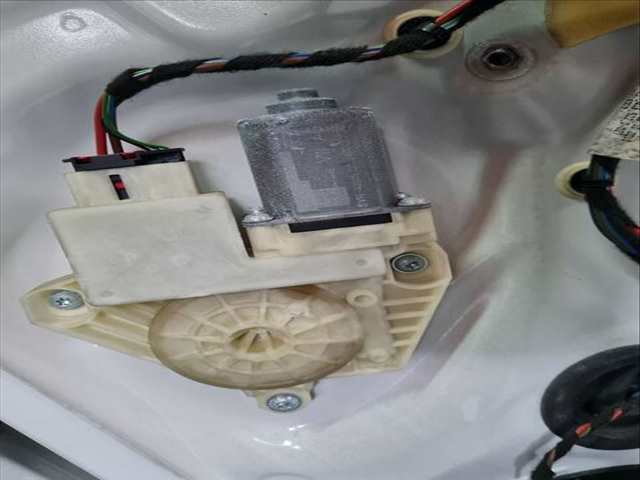 Elevalunas Manual Trasero Derecho Seat Toledo STYLE 105CV 77KW