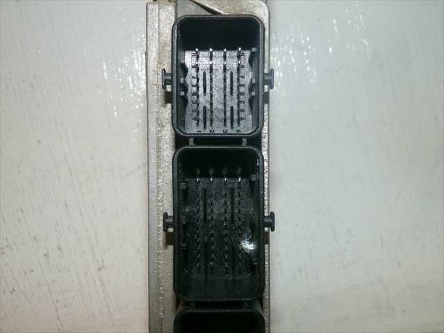 Foto 3ª: Centralita Motor ECU Peugeot 307 1.4 G 2005-2007 [KFU] (2006)
