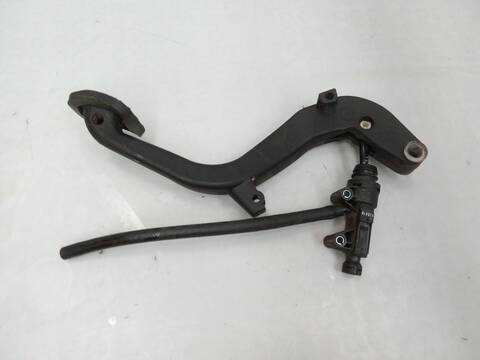 Foto 2ª: Pedal Embrague Bmw Serie 3 318 2.0 D 150CV 110KW F30 F80) [B47 D20 A] (2016)