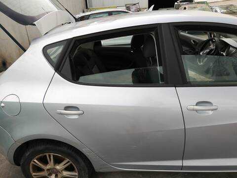 Puerta Trasera Derecha Seat Ibiza BXJ BERLINA