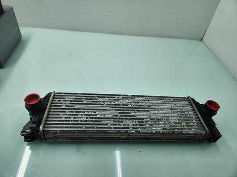 Intercooler Mercedes Sprinter 310/313/316 CDI 906.631/633/635/637) 95CV 70KW CAJA CERRADA