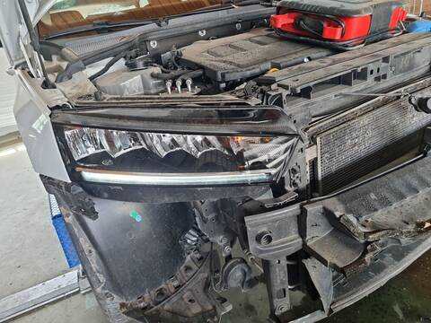 Foto 2ª: Faro Derecho Skoda Octavia AMBITION 150CV [DTTS] (2022)