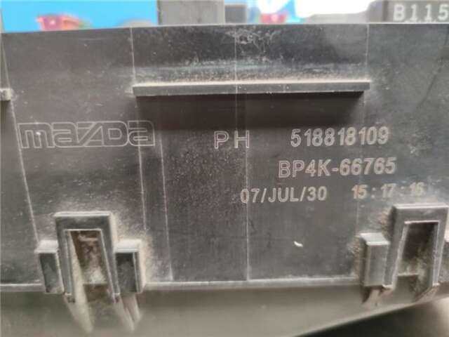 Foto 3ª: Caja Reles Fusibles Mazda 3 1.6 [Z6]