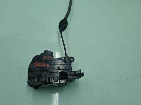 Cerradura Puerta Delantera Derecha Renault Clio EQUILIBRE 100CV 74KW