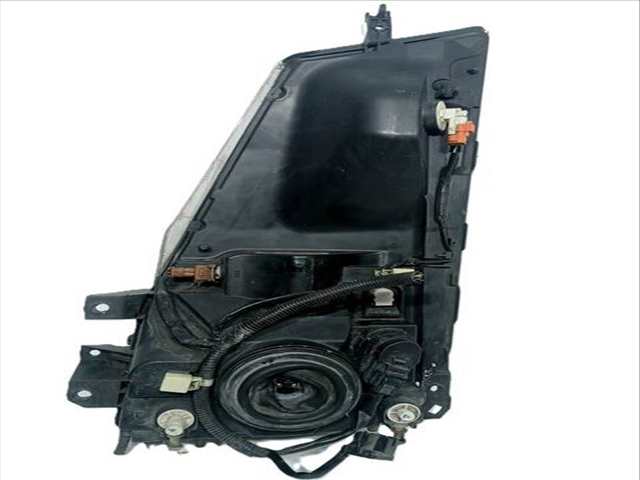 Foto 3ª: Faro Derecho Nissan Cabstar VERSION INDEFINIDA (2006)
