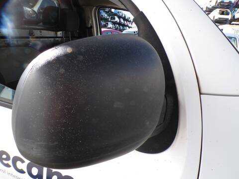 Retrovisor Derecho Renault Kangoo K9K647