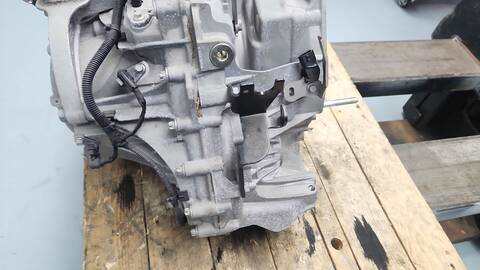 Foto 3ª: Caja Cambios Automatica Renault Captur TECHNO 140CV 103KW AUT. [H5H490] (2022)