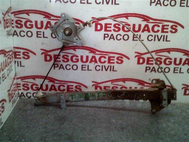Elevalunas Manual Delantero Izquierdo Nissan Terrano 2.7 TURBODIESEL
