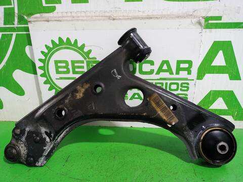 Foto 3ª: Brazo Suspension Delantero Derecho Opel Corsa EXPRESSION 75CV 55KW (2015)