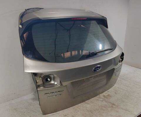 Portón Subaru Legacy EE20