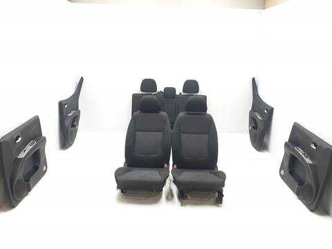 Juego Asientos Completos Mitsubishi L200 2.5 DI-D 178CV