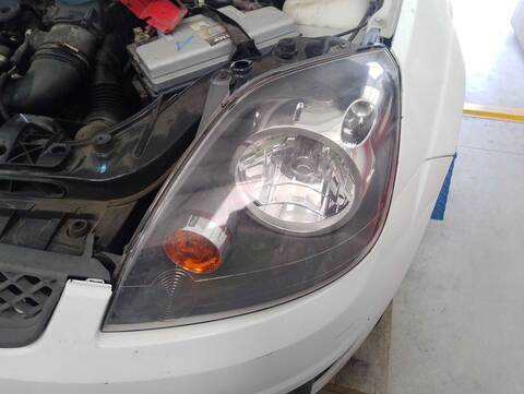 Faro Izquierdo Ford Fiesta 1.6 TDCI 90CV 66KW