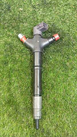 Inyectores Toyota Rav4 2.2 D EURO 4