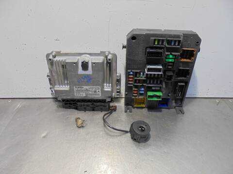 Centralita Motor ECU Citroen C4 COLLECTION BERLINA 90CV 66KW