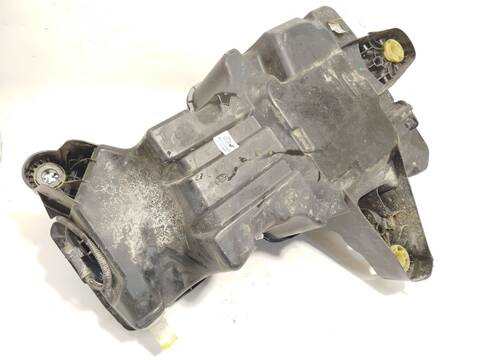 Foto 4ª: Deposito AdBlue Peugeot Partner 1.5 BLUEHDI 100 102CV 75KW FURGONETA [YHY (DV5RD)] (2021)