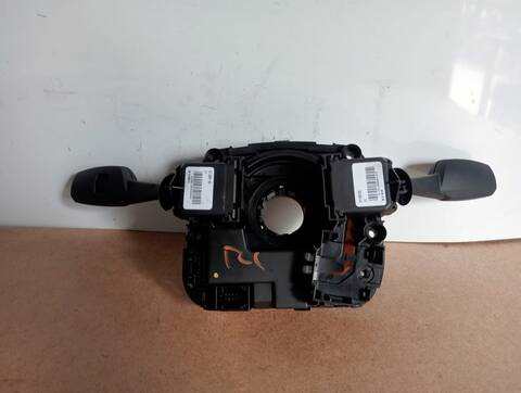 Foto 1ª: Mando Multifuncion Bmw Serie 3 315 2.0 16V DIESEL CAT 122CV (2004)