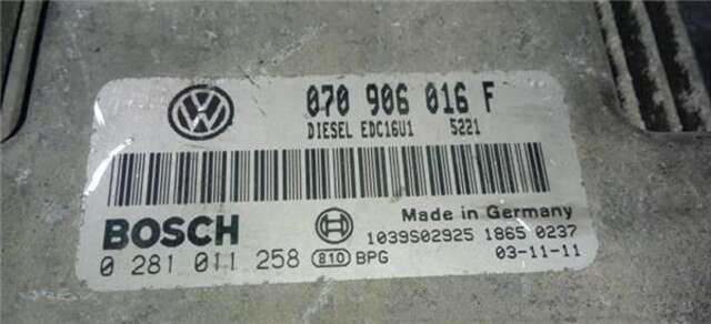 Centralita Motor ECU Volkswagen Touareg 2.5TDI